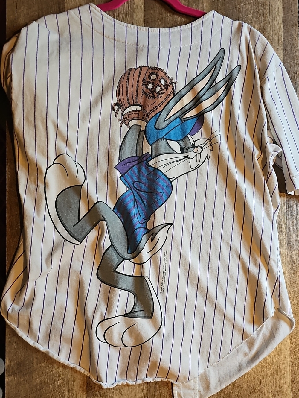 Looney Tunes pinstripe baseball jersey! ⚾️🐰